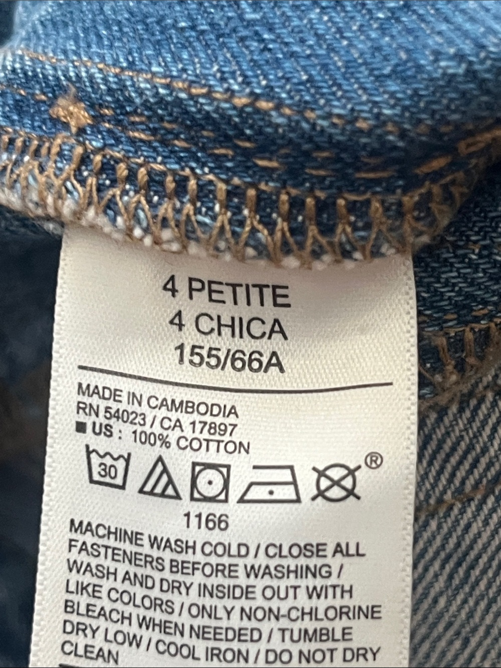 Old Navy Two Tone High Rise Baggy Wide Leg Jeans - Picture 5 of 5